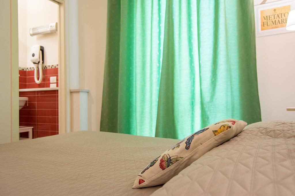 Il Giglio Verde Porto SantʼElpidio Zimmer foto