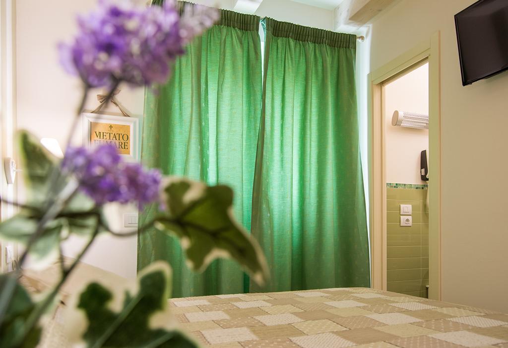 Il Giglio Verde Porto SantʼElpidio Zimmer foto